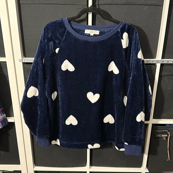 EUC LOFT Heart Velvet Sweatshirt -Blue with White Hearts - Picture 4 of 10